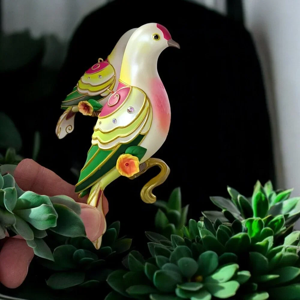2025 Hallmark FRUIT DOVE Bird KOC Member Exclusive Keepsake Ornament
